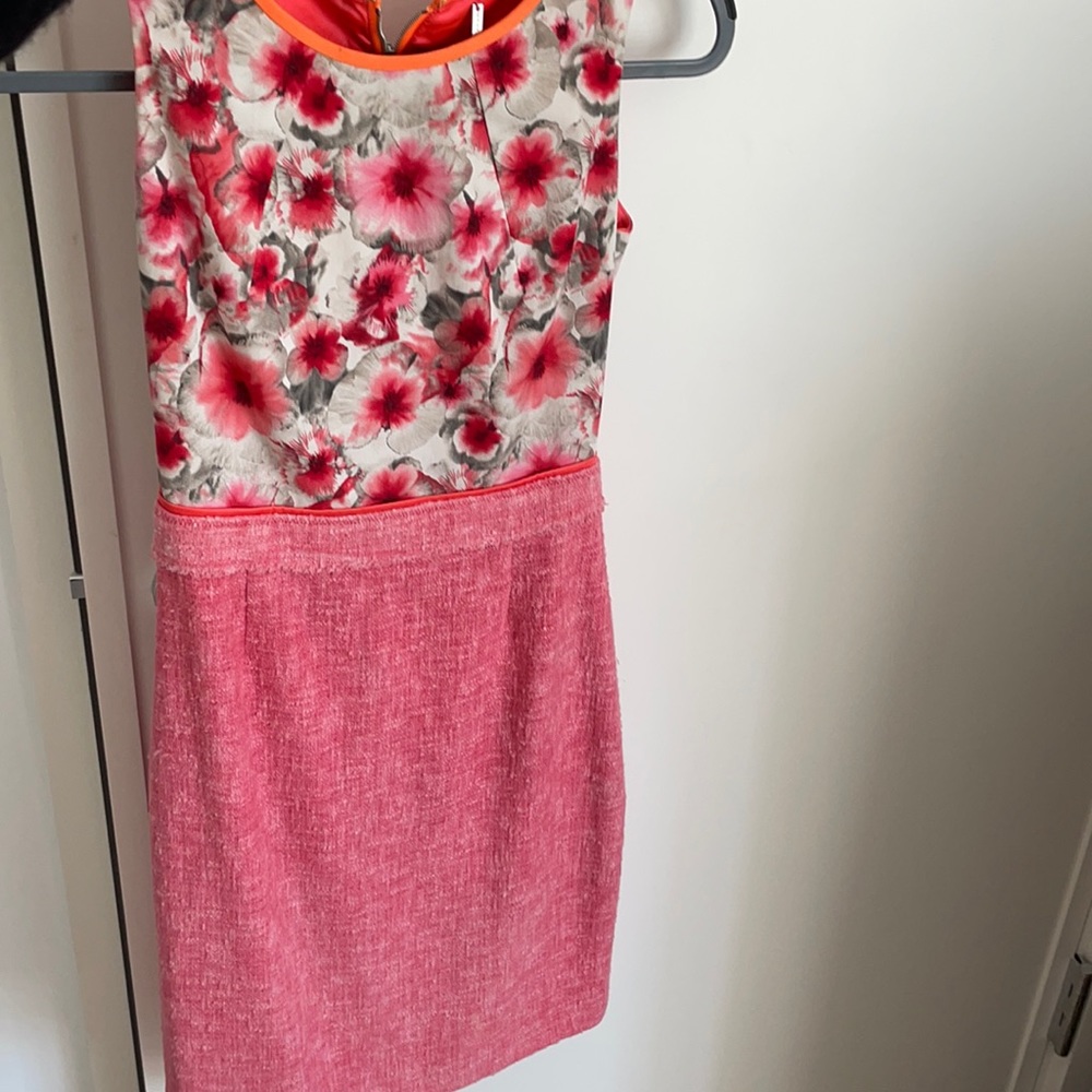 Elie tahari floral and tweed dress